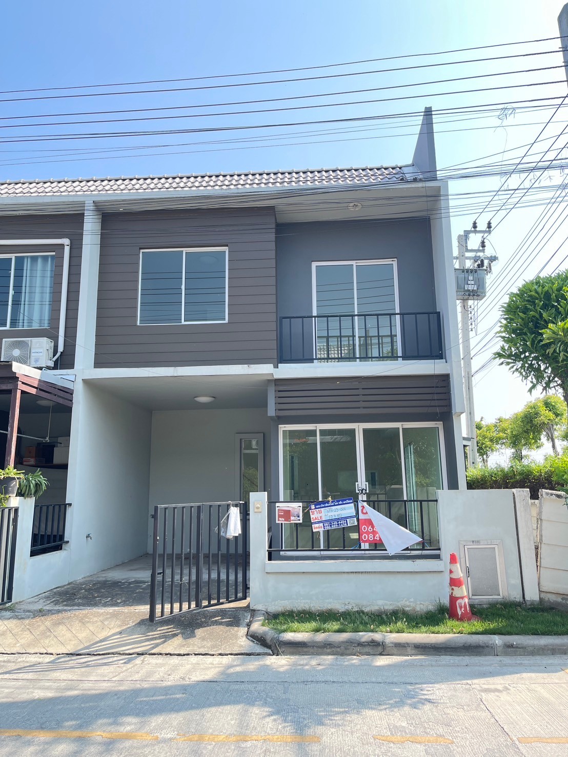 หมู่บ้านเดอะคัลเลอร์ บางนา-วงแหวน